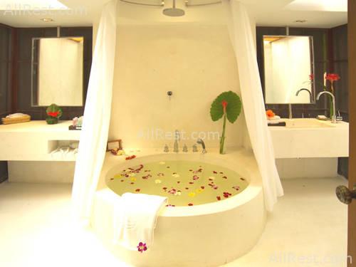 Centara Villas 13